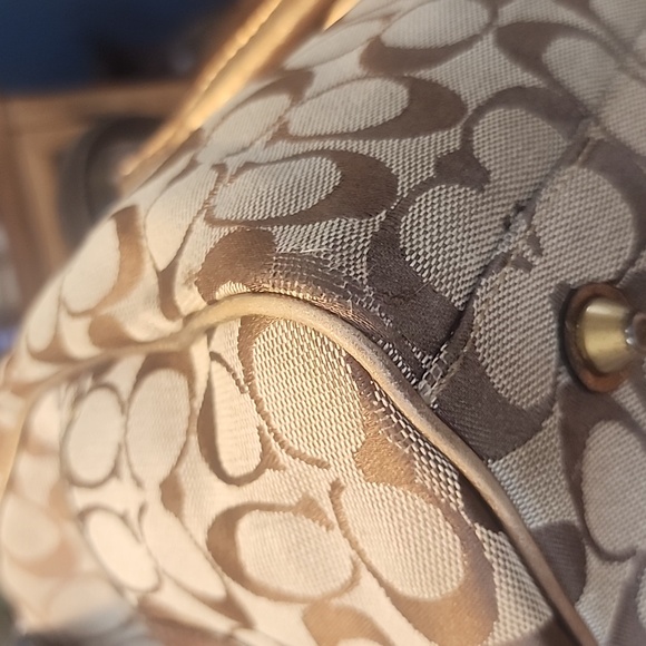 Coach Special Edition Fall 2004 Vintage - Picture 8 of 16